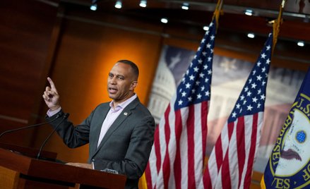 Hakeem Jeffries wezwał do „gruntownego resetu” relacji USA z Izraelem i zasugerował uzależnienie prz