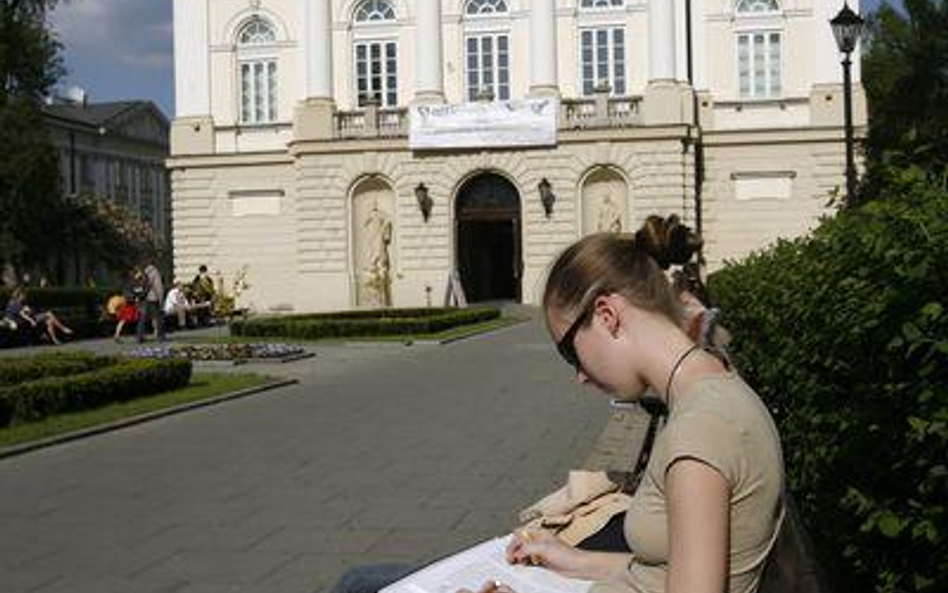 Dobre studia powinny wystarczyć na aplikację