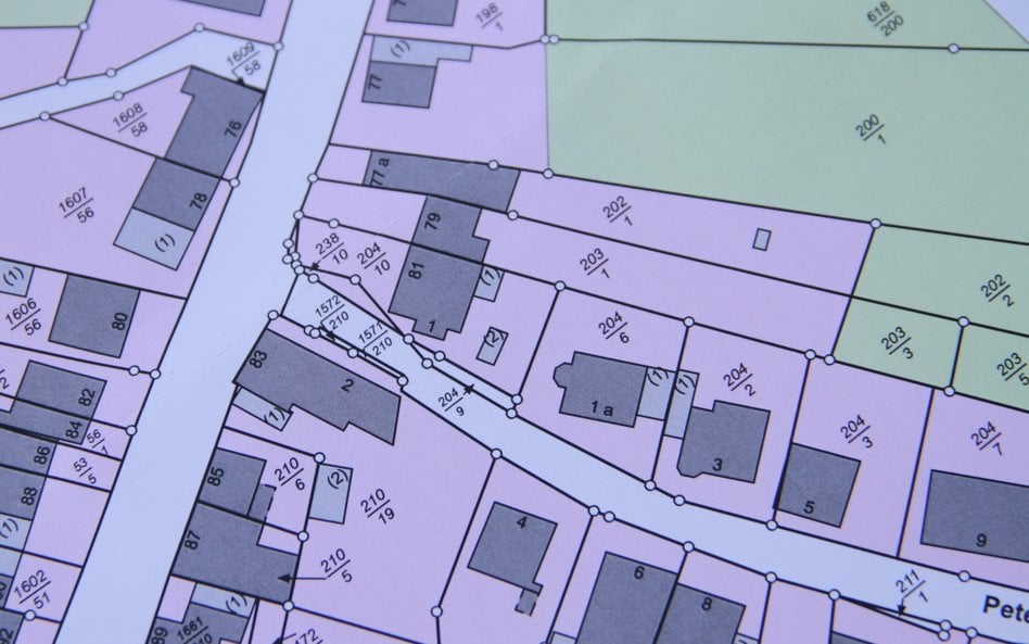 Nowe przepisy dotyczące ksiąg wieczystych i KRS. Prezydent podpisał ustawę