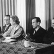 Wspólnota (1): W jury literackiej nagrody młodych Stowarzyszenia PAX, rok 1954. Tadeusz Mazowiecki t
