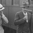 Zdjęcie pełne napięcia. Andrzej Dembiński wita Lodę Halamę po powrocie z…, 13 sierpnia 1933 roku.
