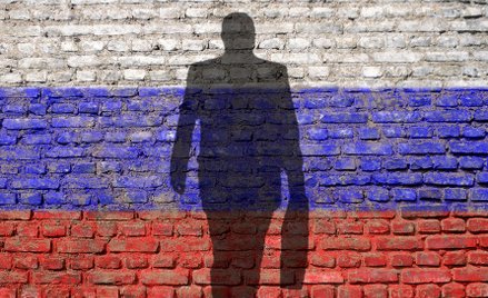 Pieniądze oligarchów niełatwo znaleźć. Ich odzyskaniem mogą się zająć polscy prawnicy