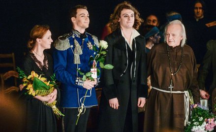 Dzięki premierze Teatru Polskiego możemy oglądać w Warszawie dwie zupełnie różne wersje „Dziadów”. D