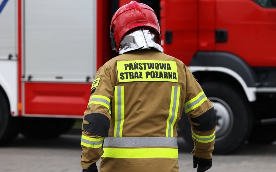 Pożar na Marywilskiej. Straty w kosztach firm, ale muszą spełnić warunki