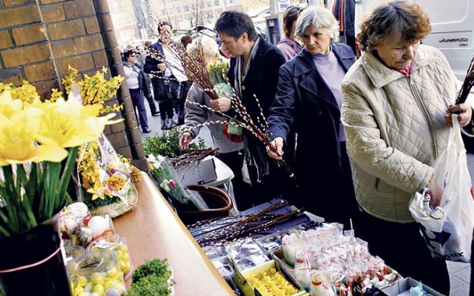 Jaja sprzedawane na bazarze nie muszą mieć specjalnego kodu na skorupce