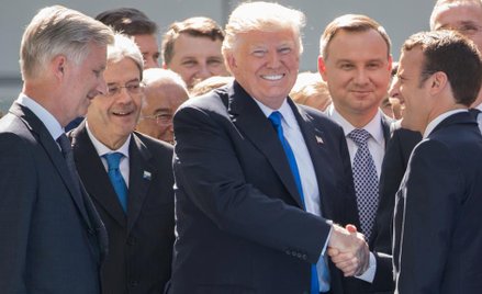Paryż – wraz z Berlinem – dąży m.in. do zmniejszenia zależności militarnej od NATO i USA. Jak odnajd