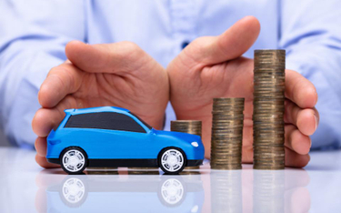Samochód w firmie - korzystne dla podatników objaśnienia MF ws. rozliczania wydatków na auta