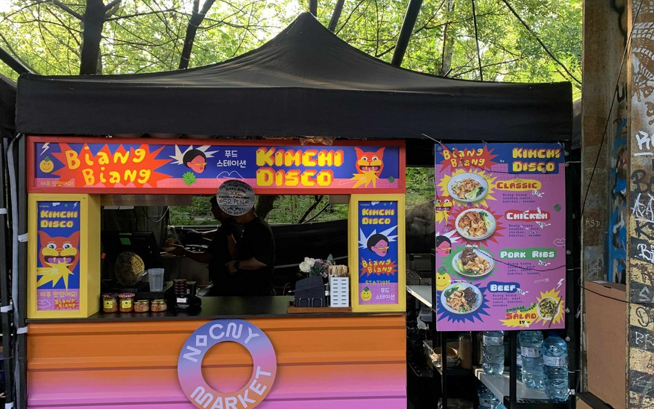 Stoisko "Kimchi Disco" przyciąga wzrok swoim designem