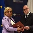 Minister klimatu i środowiska Paulina Hennig-Kloska i pełnomocnik rząd ds. strategicznej infrastrukt