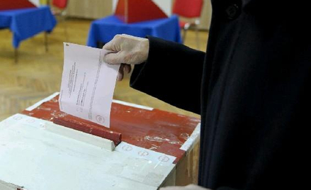 Niebezpieczne jest m.in. wytwarzanie niepewności co do przyszłych reguł wyborczych