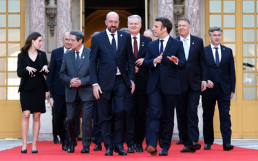 Uczestnicy szczytu UE - na pierwszym planie Charles Michel (przewodniczący RE) i Emmanuel Macron (pr