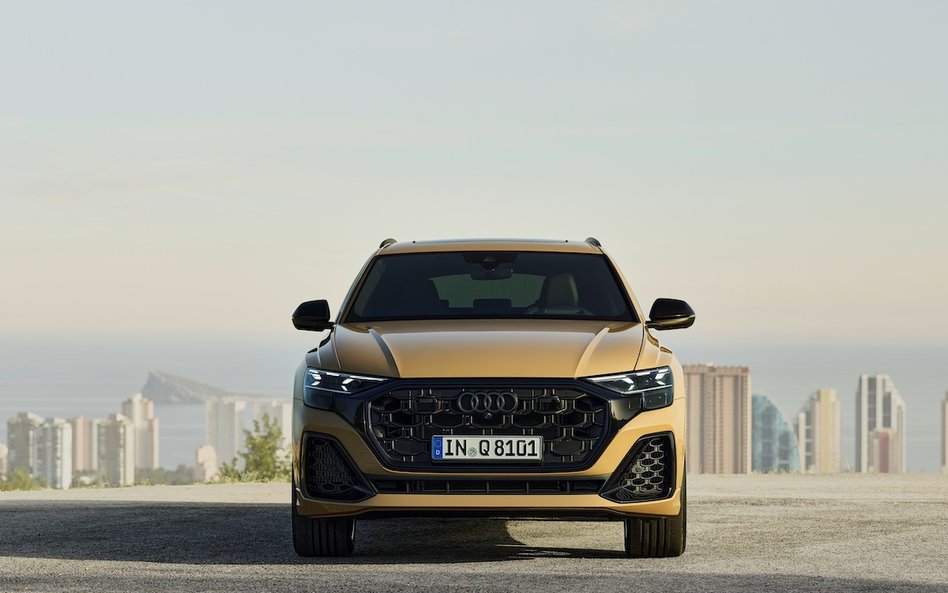 Audi Q8 po modernizacji: nowe szaty flagowego modelu