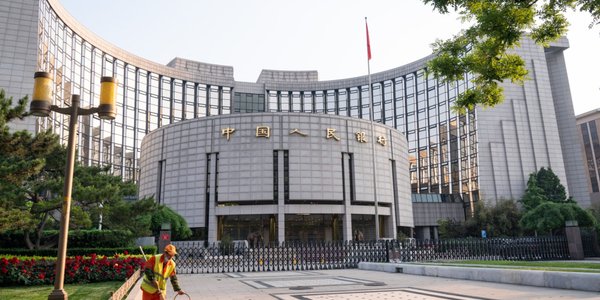 Chiński bank centralny zapowiada walkę z wirtualną walutą