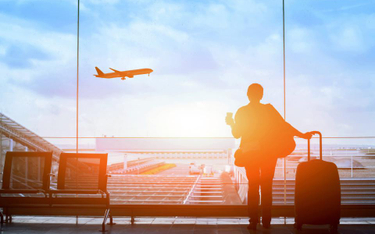 Prawa pasażerów linii lotniczych zagrożone przez stronniczy raport
