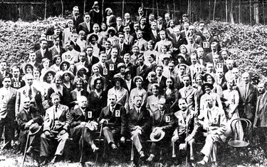 Lwowska szkoła matematyczna w 1930 r. Na zdjęciu są widoczni m.in.: Leon Chwistek (nr 1), Stefan Ban