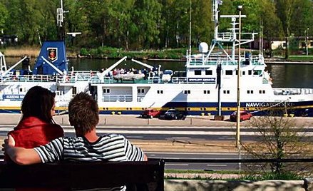 Nauczyciele mówią, że już w podstawówce dzieci rozmawiają na przerwach, że trzeba mieć partnera