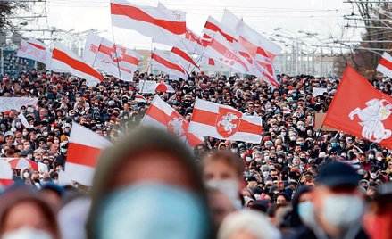 – To dzisiaj na barkach Polski leży ratowanie Białorusinów, pomaganie nam i wspieranie na arenie mię