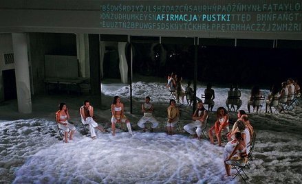 „Wszystkie rodzaje śmierci” to złożona podróż do wnętrza siebie, jaką podejmuje lekarz ratujący ludz