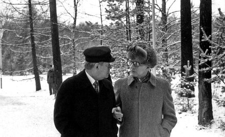 Helmut Schmidt i Erich Honecker podczas wizyty kanclerza RFN w NRD. Grudzień 1981 r.