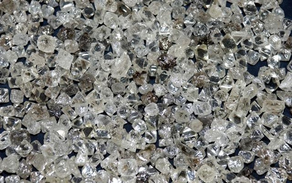 Rosyjska giełda diamentowa straciła licencję