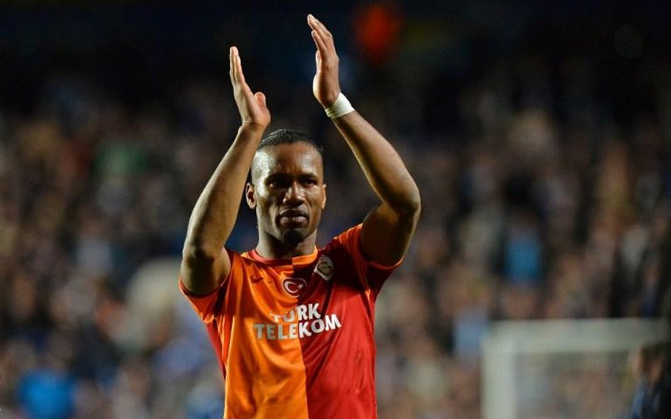 Przegrany Drogba bohaterem Stamford Bridge