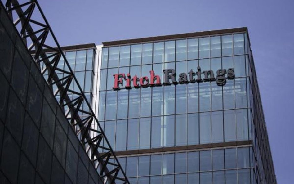 Fitch ma wątpliwości