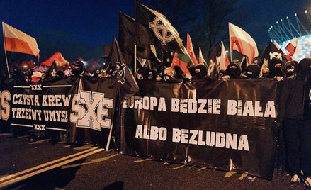 Faszystowskie hasła obecne były podczas Marszu Niepodległości w listopadzie 2017 r.
