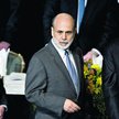 Prezes Fedu Ben Bernanke (w środku) zdecydował się na podwyżkę stopy dyskontowej, zdając sobie spraw
