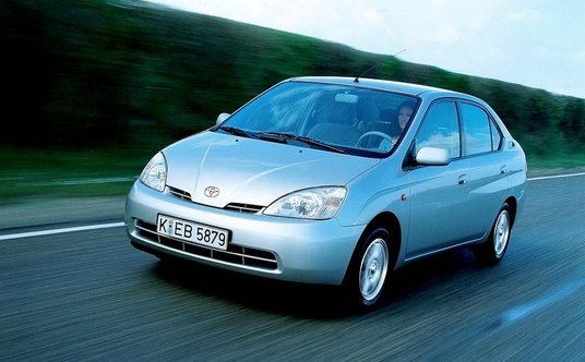 Pierwsza generacja Toyoty Prius