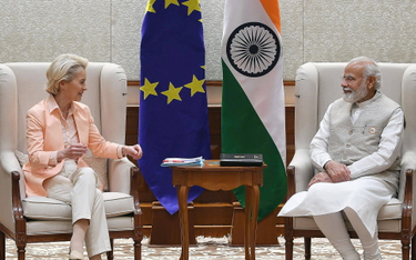 Przewodnicząca Komisji Europejskiej Ursula von der Leyen na spotkaniu z premierem Indii Narendrą Mod