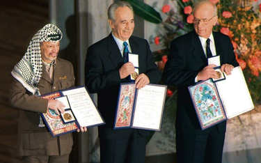 W 1994 roku Pokojową Nagrodę Nobla otrzymali Jasir Arafat, Szimon Peres i Icchak Rabin. Wynegocjowan