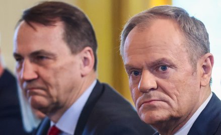 Radosław Sikorski i Donald Tusk podczas spotkania z prezydentem USA Joe Bidenem w Białym Domu w Wasz