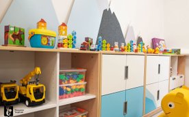 W placówce znajduje się 6 przestronnych oddziałów dla 150 dzieci