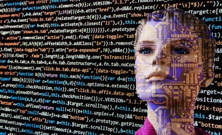 Szkoły programowania stawiają na kursy online