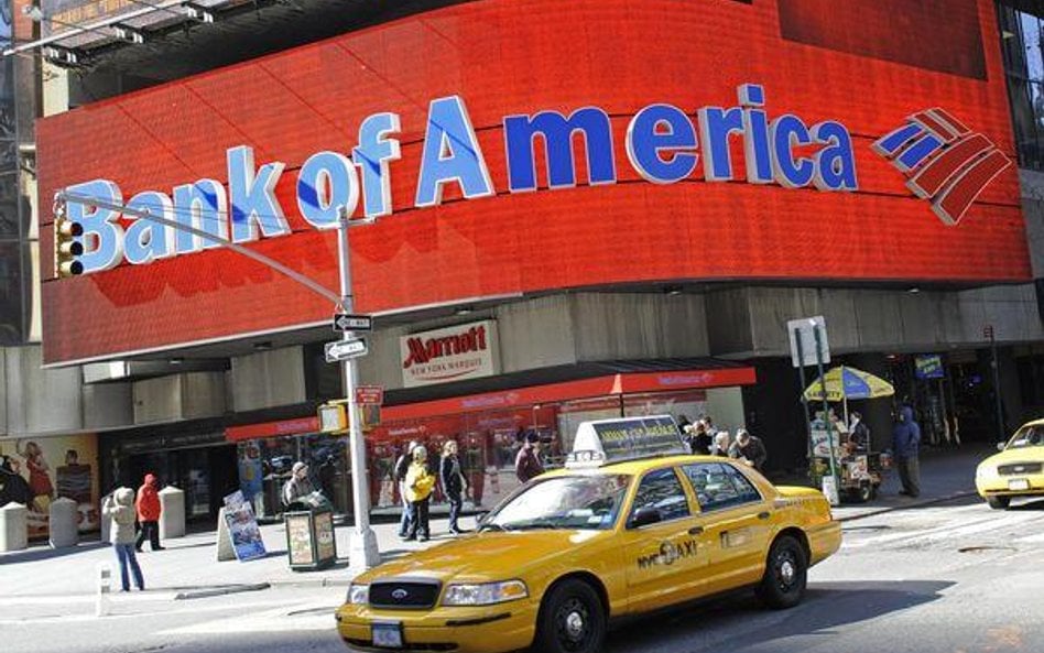 Kary i ugody obniżyły zysk Bank of America