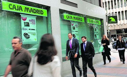 Popyt na pożyczki z EBC zgłaszają głównie hiszpańskie regionalne kasy oszczędnościowo-kredytowe (caj