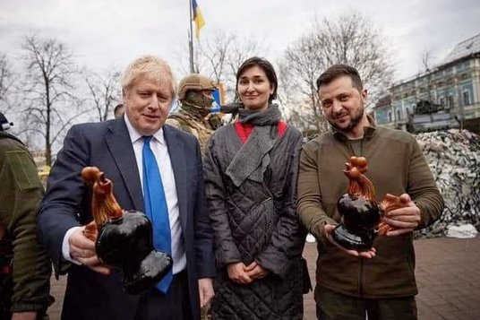 Koguty podarowane Borysowi Johnsonowi i Wołodymirowi Zełenskiemu to symbol ducha narodu ukarińskiego