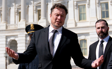 Elon Musk skomentował postępy ukraińskiej kontrofensywy. Odpowiedział na wpis przeciwnika wsparcia dla Kijowa