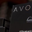 Avon tnie koszty i zarabia