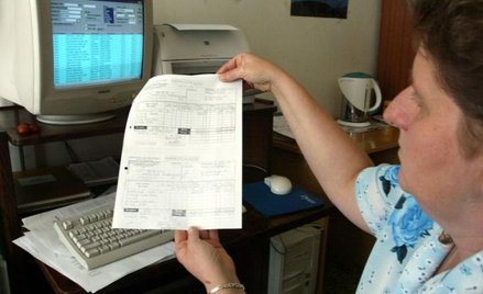 Czy czekać na potwierdzenie faktury od kontrahenta