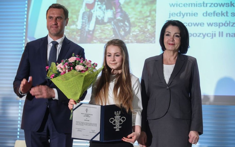 dr hab. prof. nadz. Halina Zdebska-Biziewska Adam Krzesiński Daria Leba