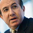 Philippe Dauman, prezes Viacomu, był zarówno w 2010 r., jak i w 2009 r. najlepiej opłacanym szefem s