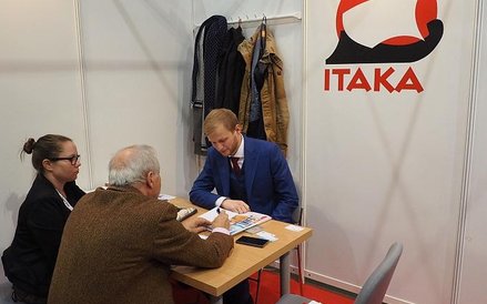 Menedżerowie biura podróży Itaka powadzili podczas targów intensywne spotkania z zagranicznymi kontr