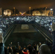 Demonstranci na Placu Bohaterów