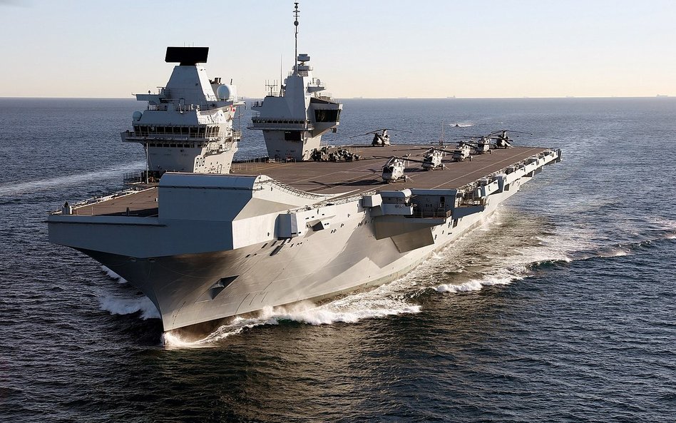 Na lotniskowcu HMS Queen Elizabeth, gotowe będą do akcji myśliwce F-35B Lightning oraz śmigłowce wie