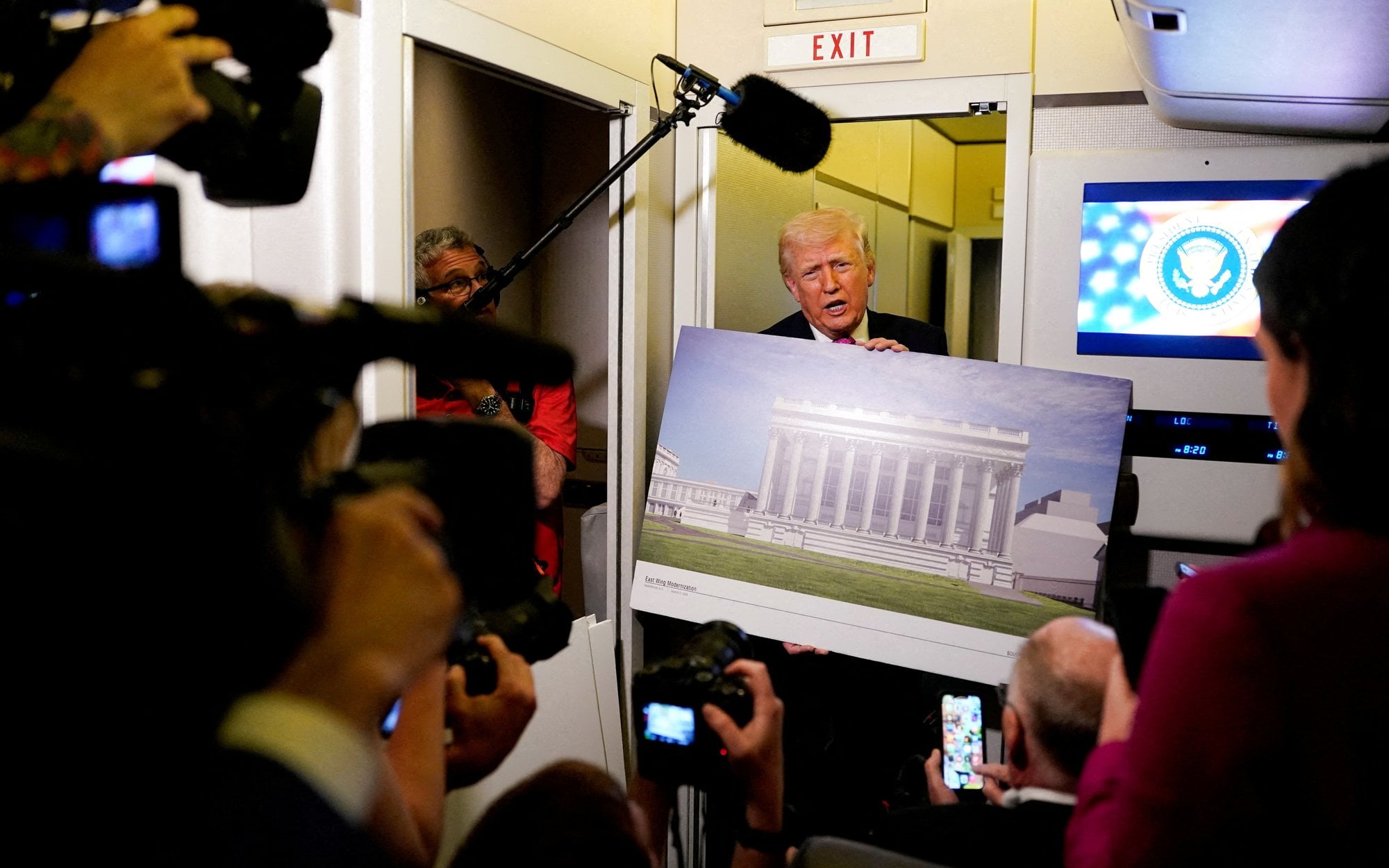 „Wspaniała sala balowa” Trumpa może powstać szybciej i taniej. „Idzie bardzo dobrze”