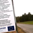 Tablice rządowe są obecnie większe od tych, których wymaga UE