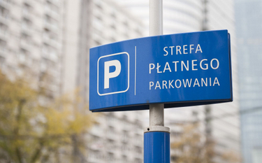 Problem z powiększoną strefą płatnego parkowania w Warszawie