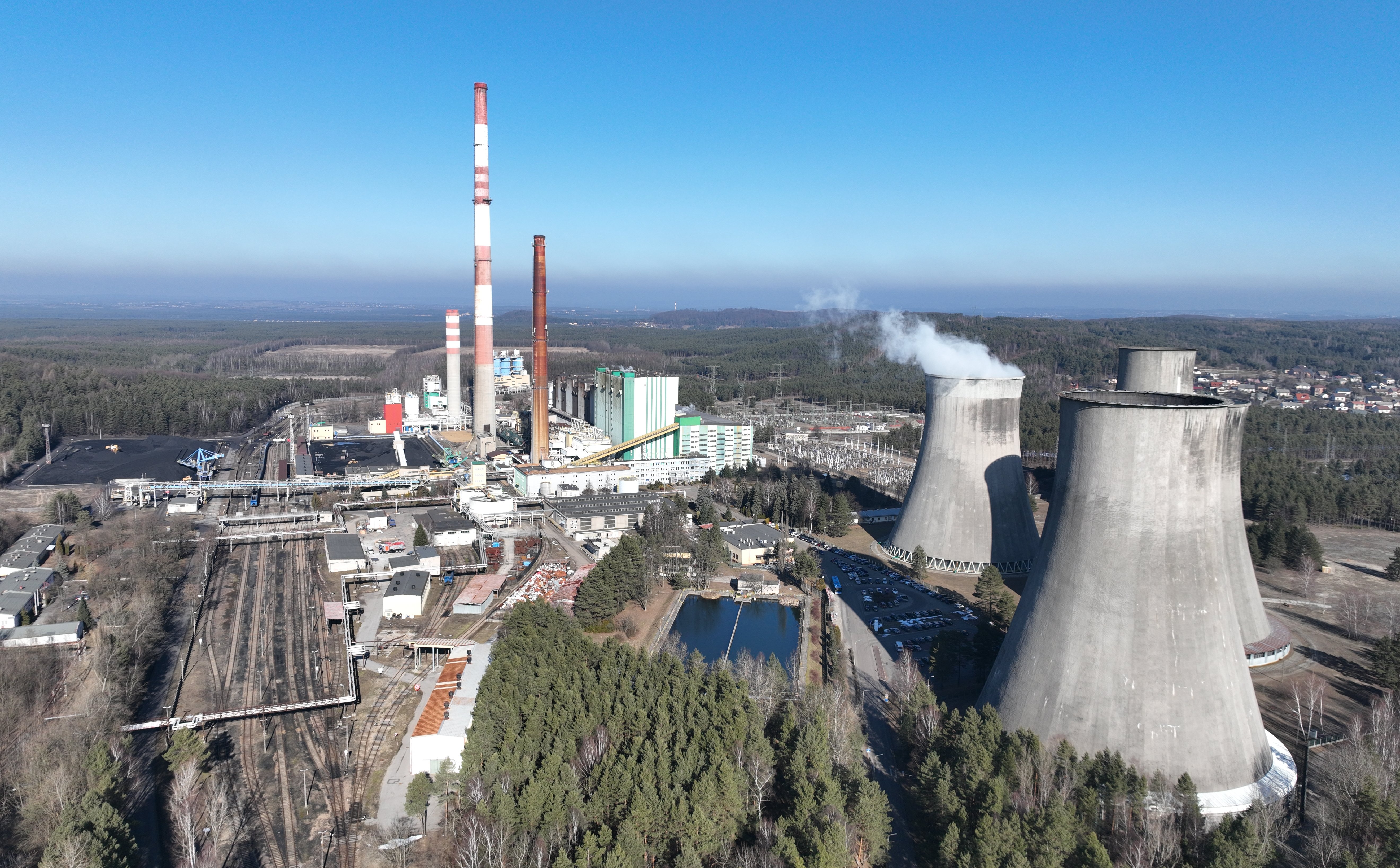 Największe spółki za wyłączeniem części elektrowni z opłat za emisję CO2