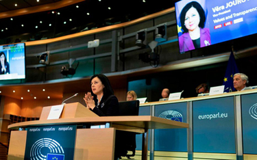 Věra Jourová zapowiada wniesienie do debaty o praworządności wrażliwości i doświadczenia osoby, któr